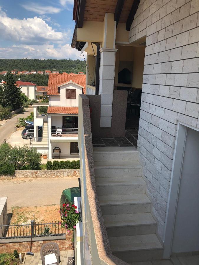 Apartments 2 Ivankovic Stari Grad  Exterior foto